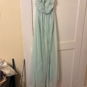 Elegant Mint Green Evening Gown